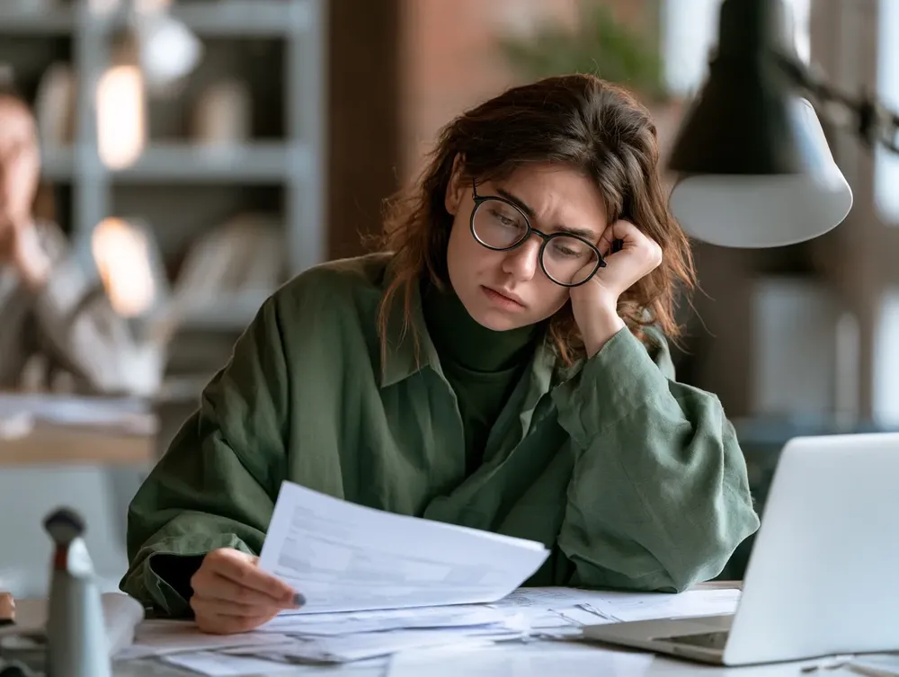 Как действовать работнику, если задерживают зарплату